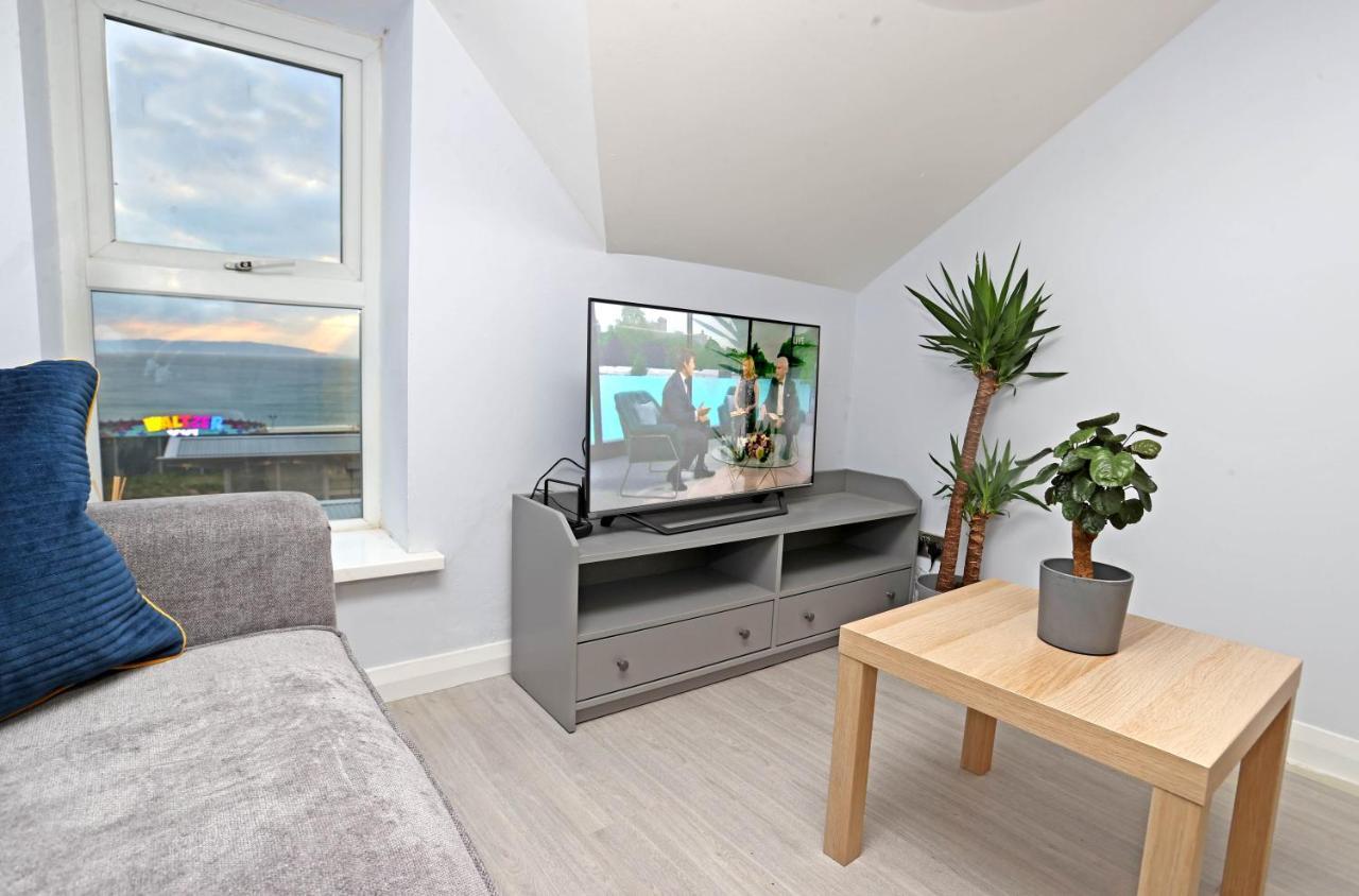 Entire Penthouse Apartment With Sea Views Portrush Exteriér fotografie